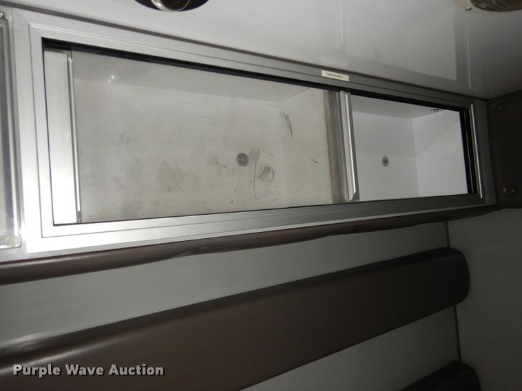 image for item J5636 2007 Freightliner Business Class M2 ambulance