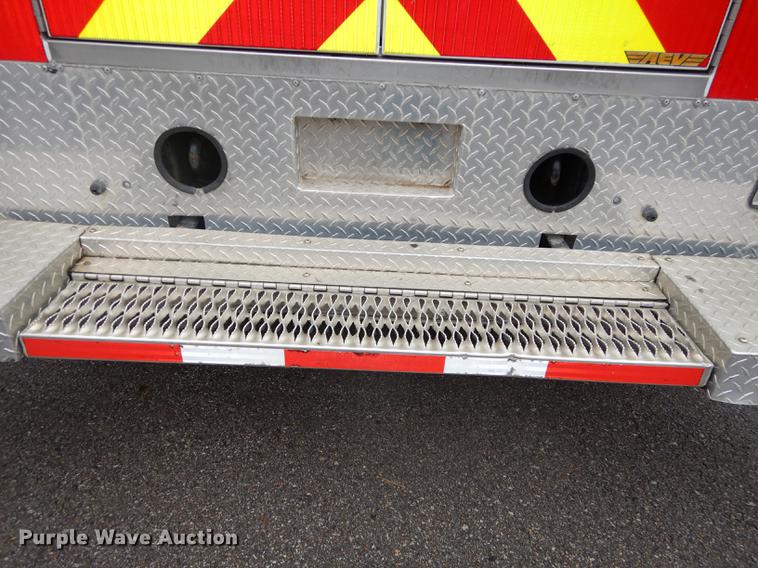 image for item J5636 2007 Freightliner Business Class M2 ambulance