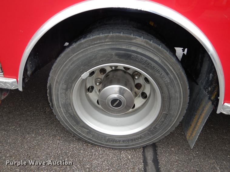 image for item J5636 2007 Freightliner Business Class M2 ambulance