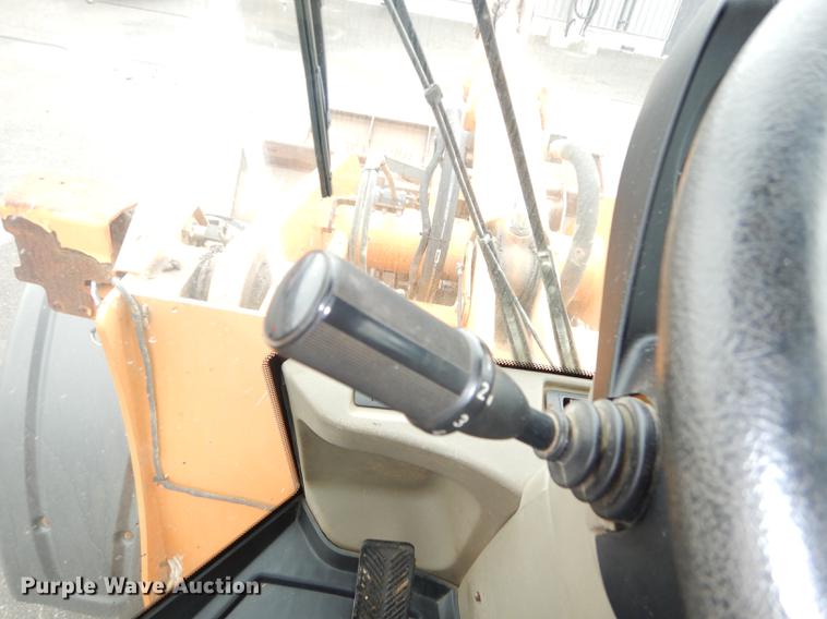 image for item J5637 2007 Case 821E wheel loader