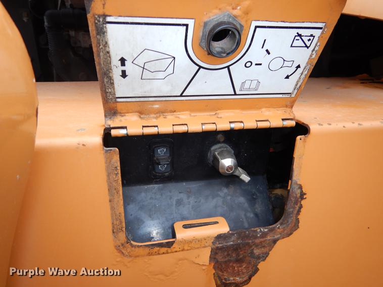 image for item J5637 2007 Case 821E wheel loader