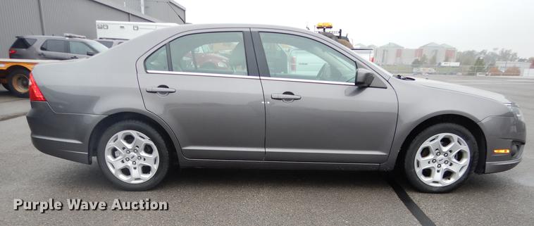 image for item J5640 2011 Ford Fusion SE