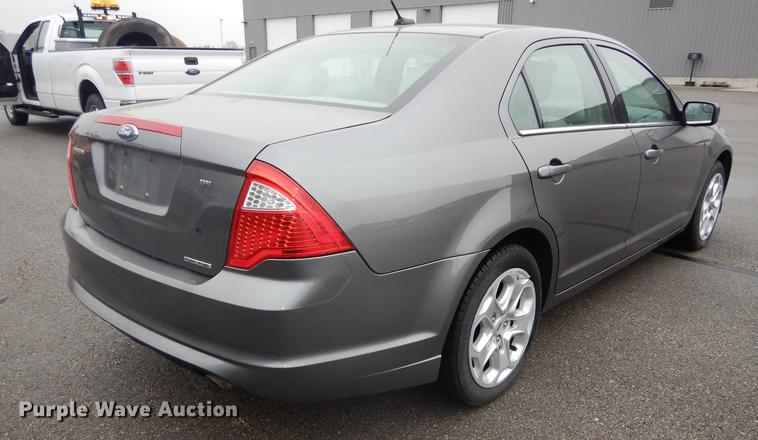 image for item J5640 2011 Ford Fusion SE