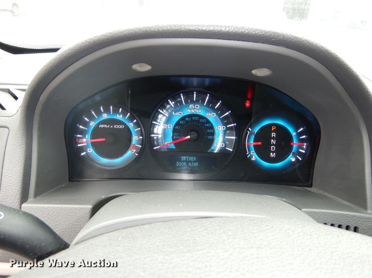 image for item J5640 2011 Ford Fusion SE