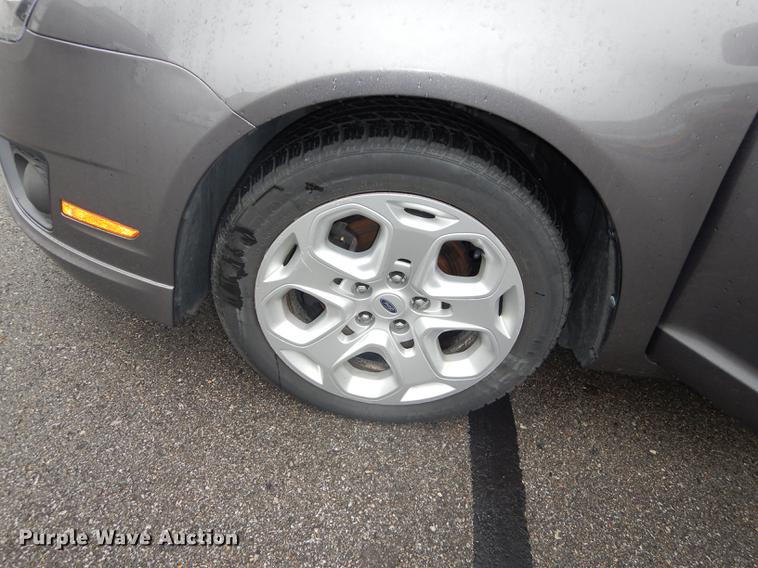 image for item J5640 2011 Ford Fusion SE