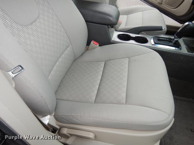 image for item J5640 2011 Ford Fusion SE