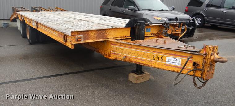 image for item J5643 1990 CZ CZ32KT equipment trailer