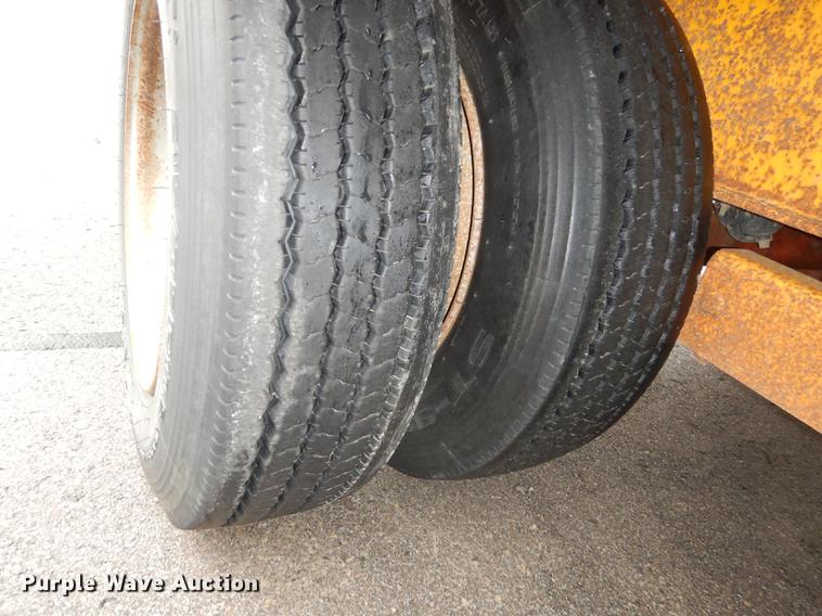 image for item J5643 1990 CZ CZ32KT equipment trailer