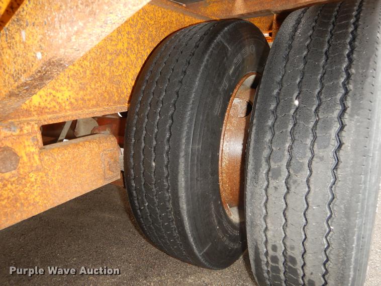 image for item J5643 1990 CZ CZ32KT equipment trailer