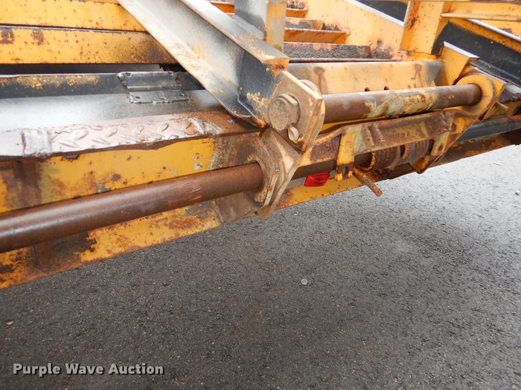 image for item J5643 1990 CZ CZ32KT equipment trailer