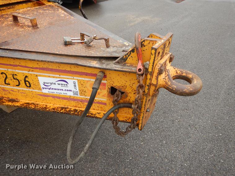 image for item J5643 1990 CZ CZ32KT equipment trailer