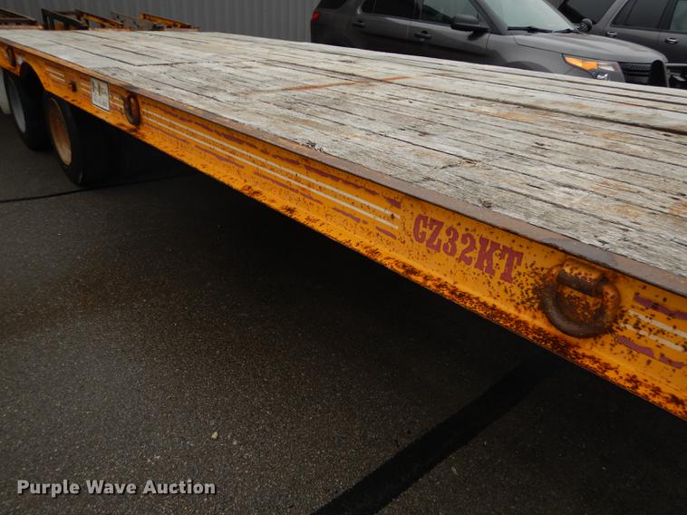 image for item J5643 1990 CZ CZ32KT equipment trailer