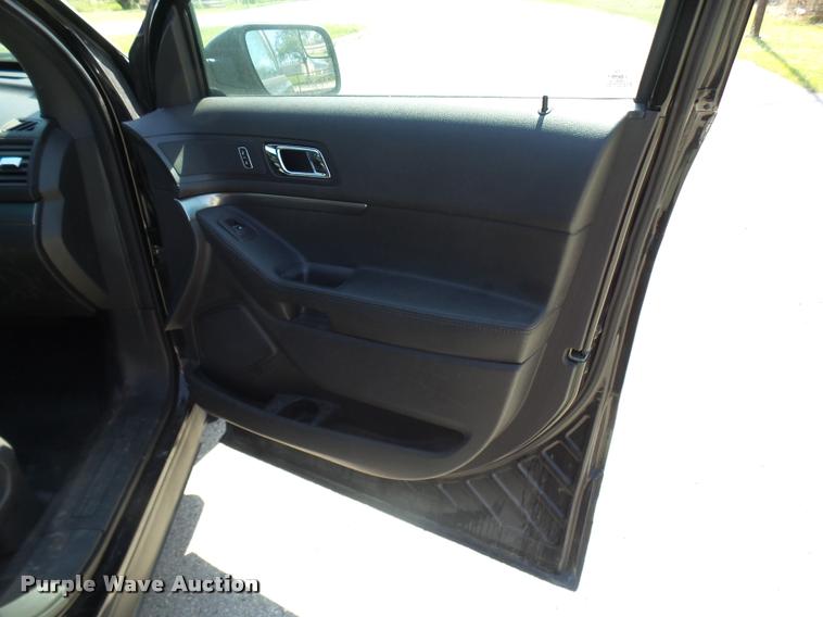 image for item K1887 2013 Ford Explorer Police Interceptor SUV