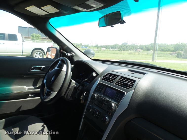 image for item K1887 2013 Ford Explorer Police Interceptor SUV