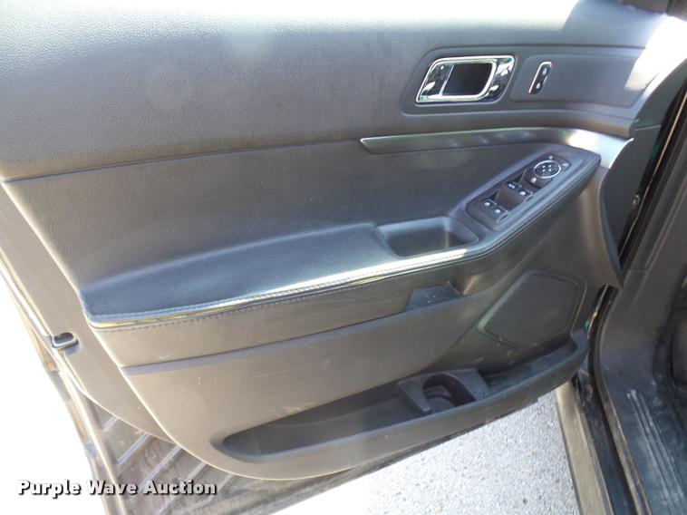 image for item K1887 2013 Ford Explorer Police Interceptor SUV