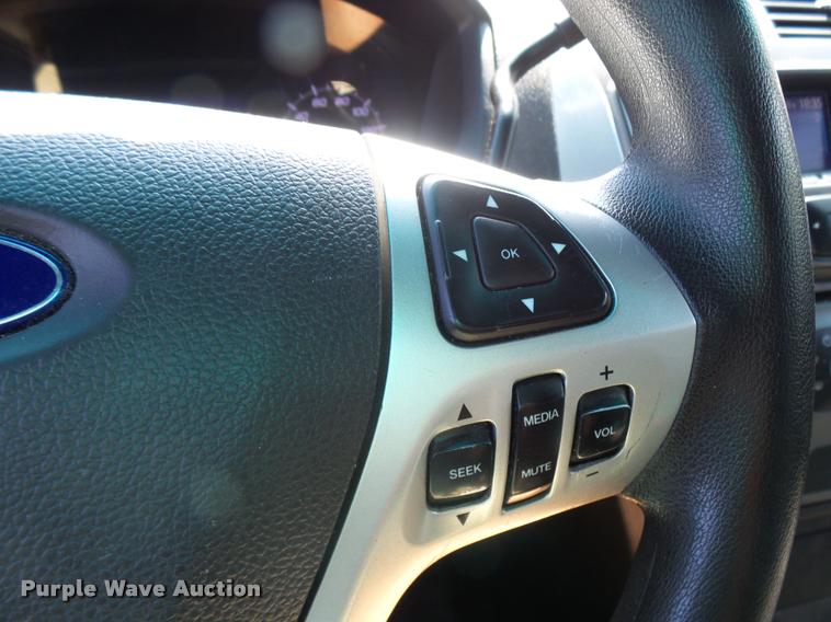 image for item K1887 2013 Ford Explorer Police Interceptor SUV