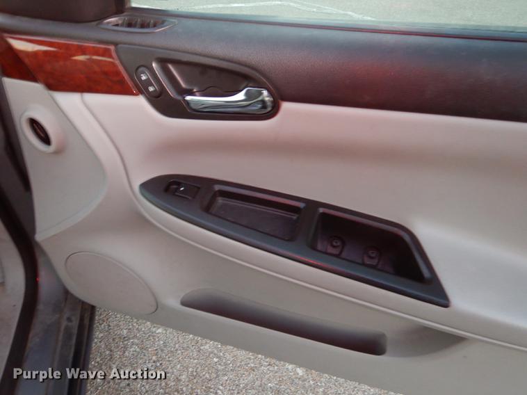 image for item K5758 2007 Chevrolet Impala LS