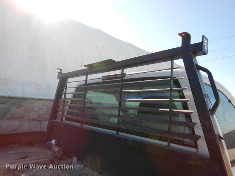 image for item K5759 1998 Chevrolet Cheyenne 3500 flatbed pickup truck