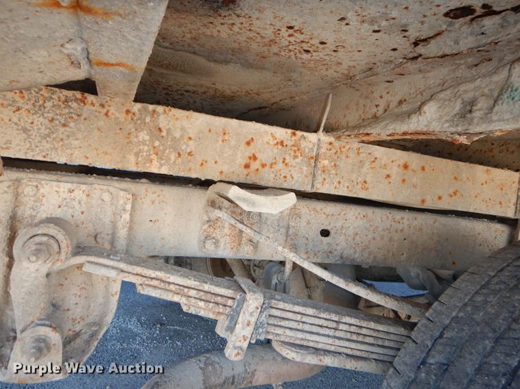 image for item K5759 1998 Chevrolet Cheyenne 3500 flatbed pickup truck