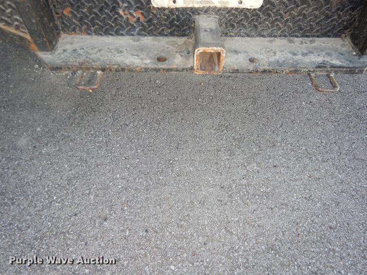 image for item K5759 1998 Chevrolet Cheyenne 3500 flatbed pickup truck