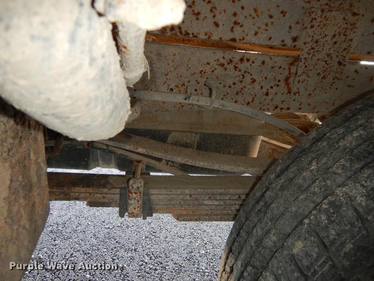 image for item K5759 1998 Chevrolet Cheyenne 3500 flatbed pickup truck