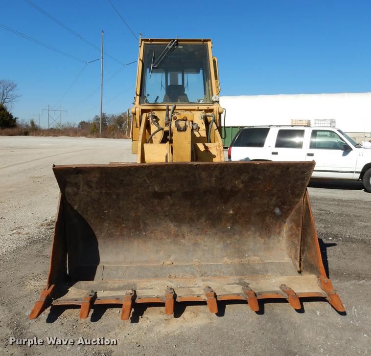 image for item K5760 1992 Caterpillar 953 track loader