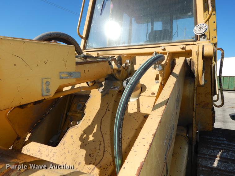image for item K5760 1992 Caterpillar 953 track loader