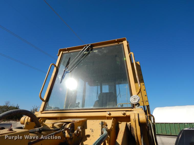 image for item K5760 1992 Caterpillar 953 track loader