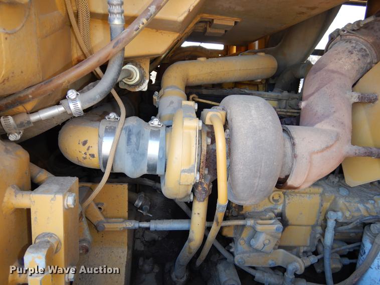 image for item K5760 1992 Caterpillar 953 track loader