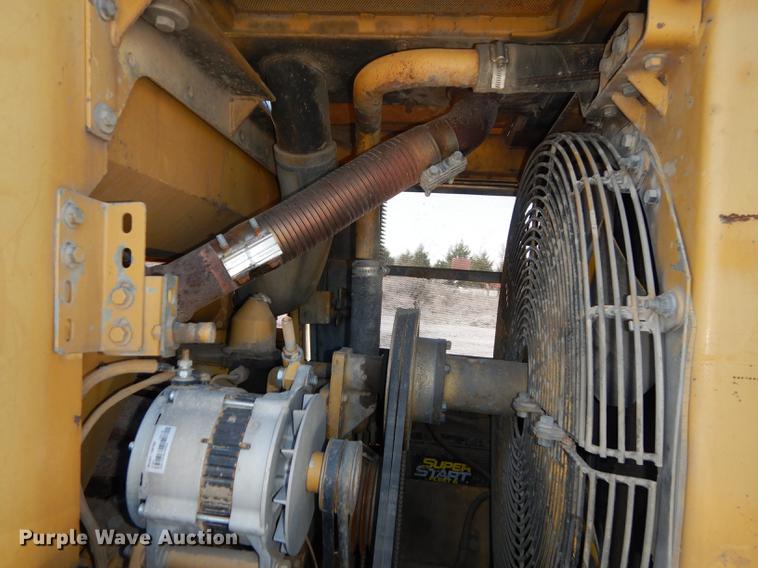 image for item K5760 1992 Caterpillar 953 track loader