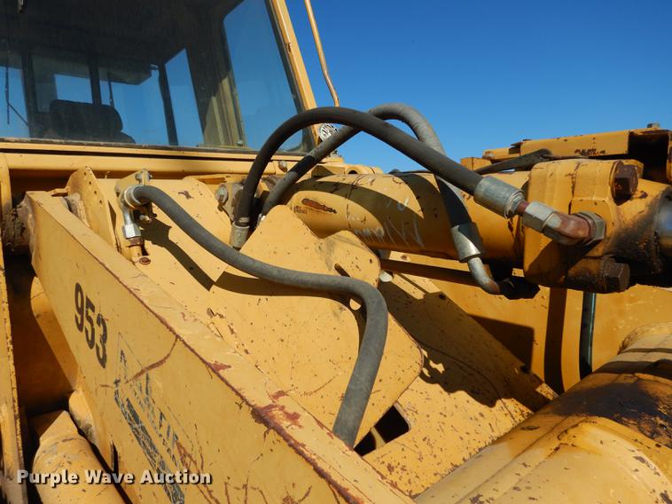 image for item K5760 1992 Caterpillar 953 track loader