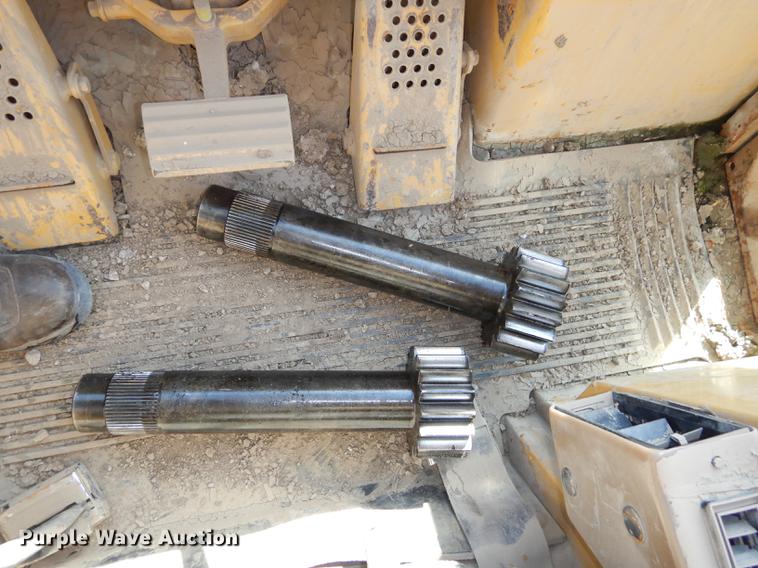 image for item K5760 1992 Caterpillar 953 track loader