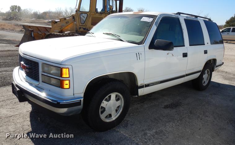 image for item K5761 1999 GMC Yukon 1500 SLE SUV