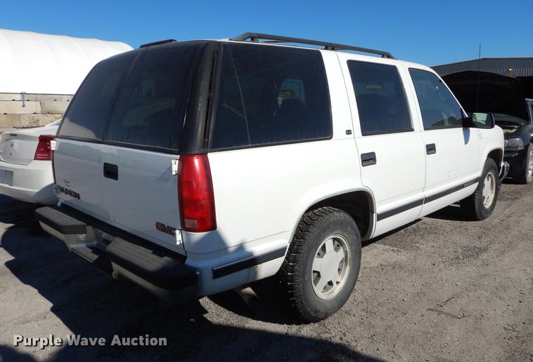image for item K5761 1999 GMC Yukon 1500 SLE SUV