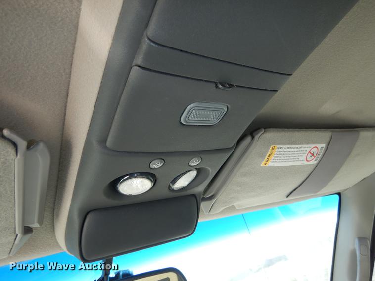 image for item K5761 1999 GMC Yukon 1500 SLE SUV