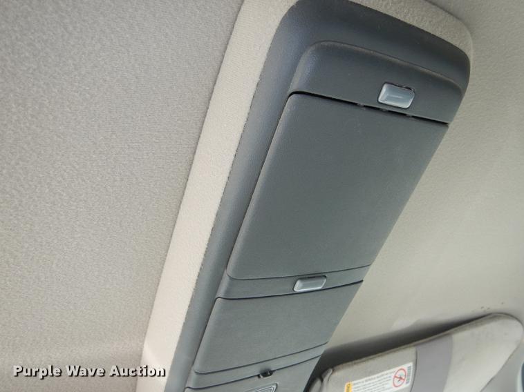 image for item K5761 1999 GMC Yukon 1500 SLE SUV