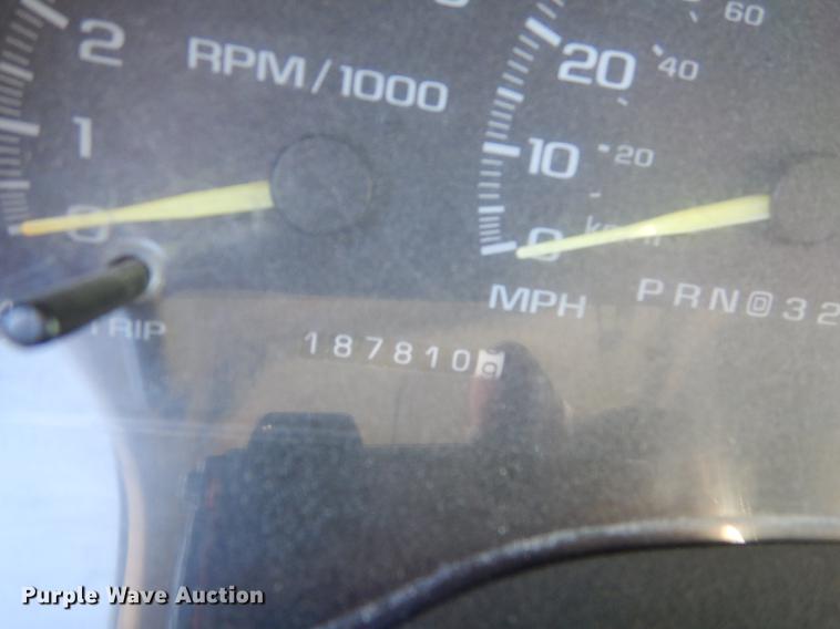 image for item K5761 1999 GMC Yukon 1500 SLE SUV