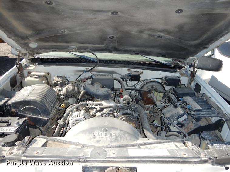 image for item K5761 1999 GMC Yukon 1500 SLE SUV