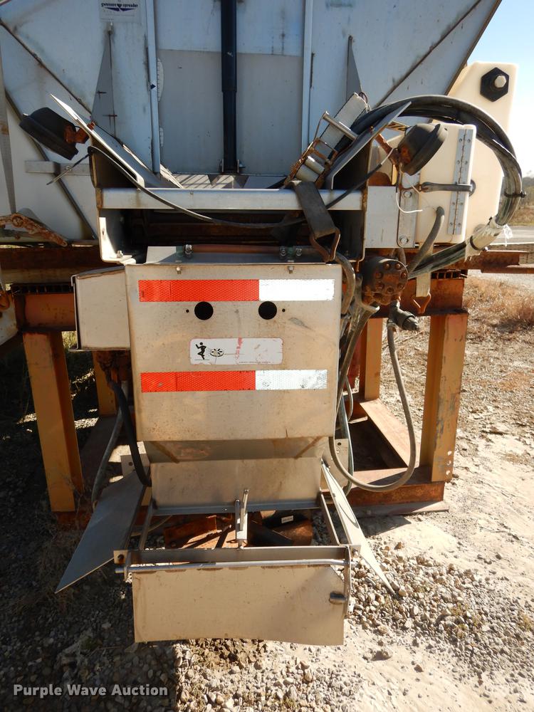 Swenson stainless steel Vbox spreader in Paola, KS Item K5772 sold