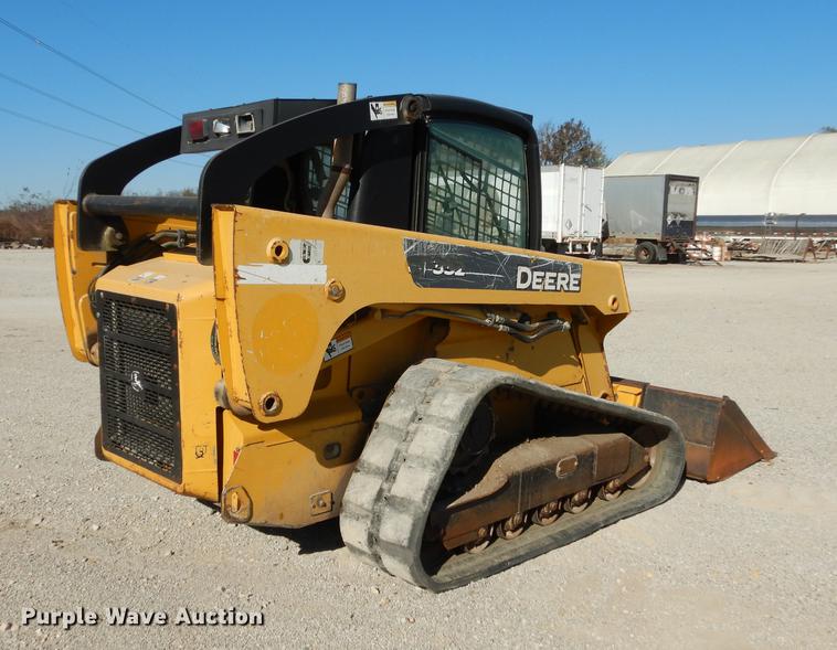 image for item K5776 2006 John Deere CT332 skid steer