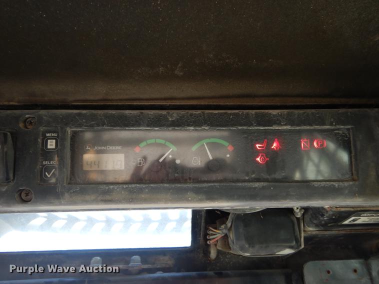 image for item K5776 2006 John Deere CT332 skid steer