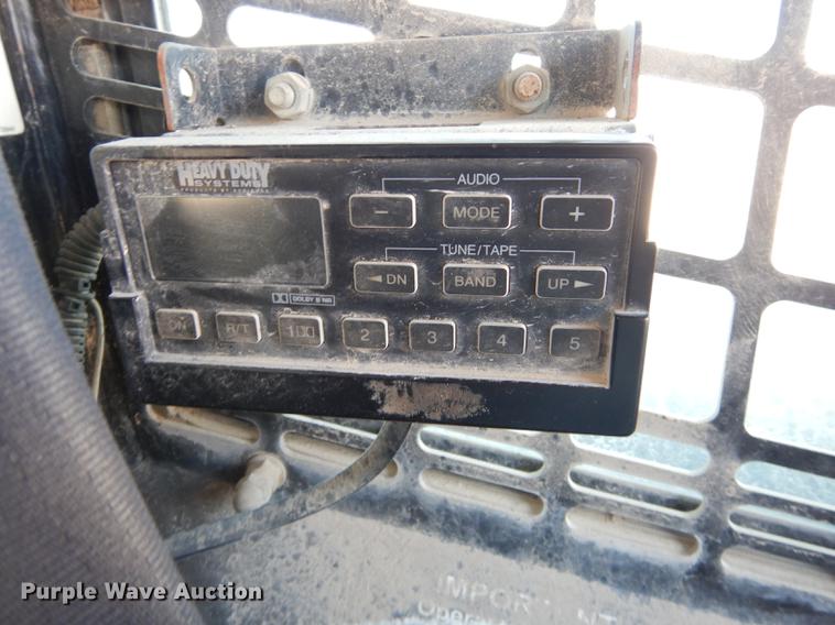 image for item K5776 2006 John Deere CT332 skid steer