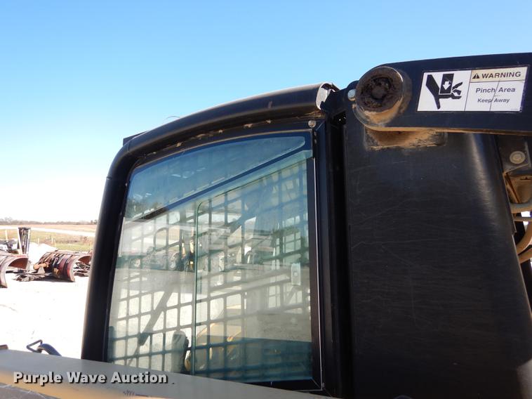 image for item K5776 2006 John Deere CT332 skid steer