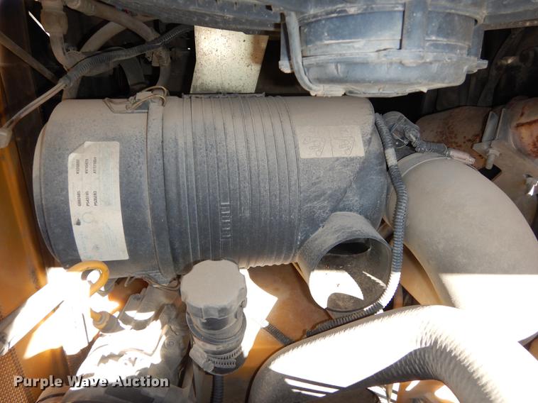 image for item K5776 2006 John Deere CT332 skid steer