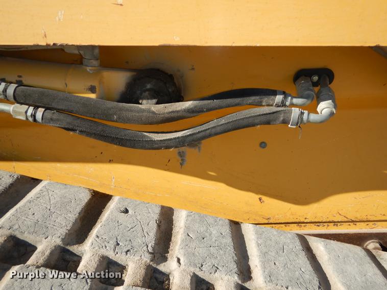image for item K5776 2006 John Deere CT332 skid steer