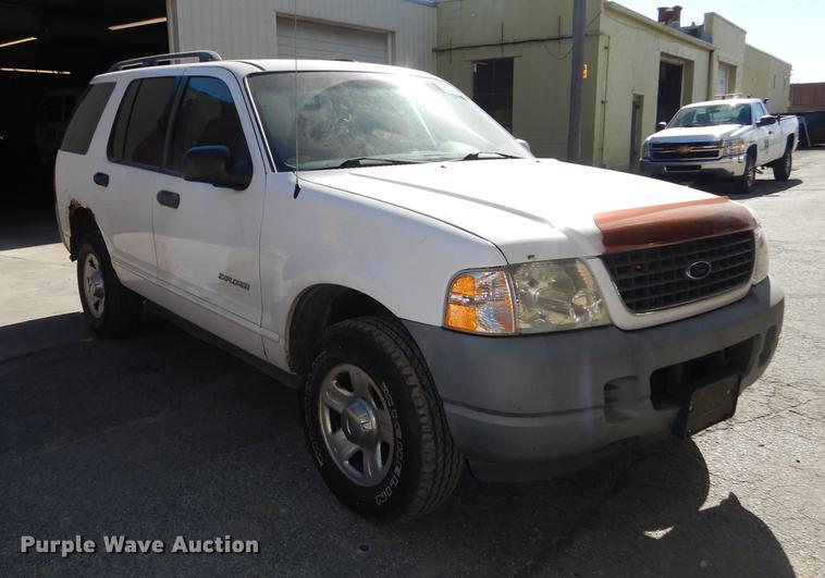 image for item K5824 2002 Ford Explorer SUV