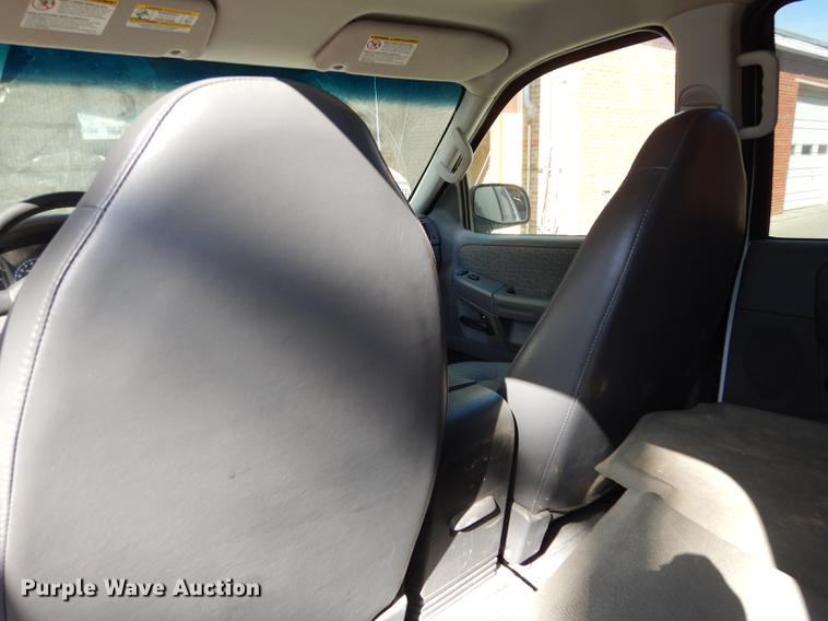 image for item K5824 2002 Ford Explorer SUV