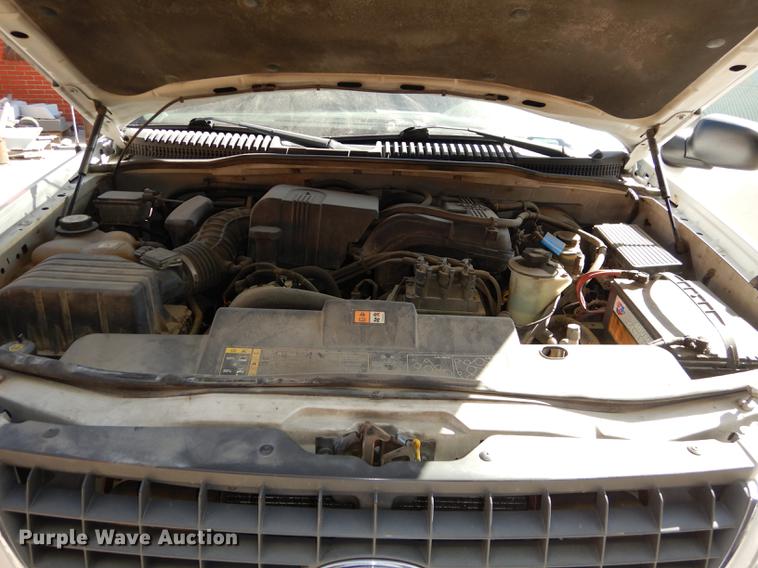 image for item K5824 2002 Ford Explorer SUV