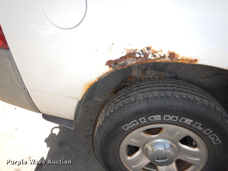 image for item K5824 2002 Ford Explorer SUV