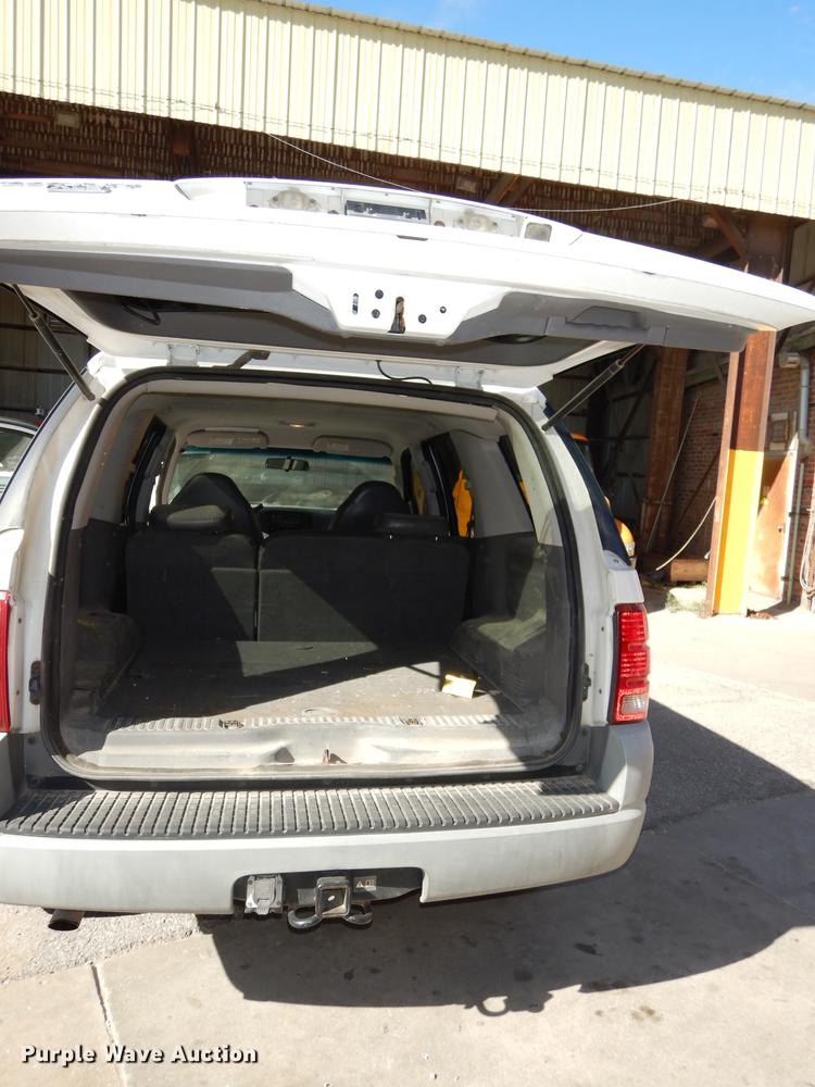 image for item K5824 2002 Ford Explorer SUV